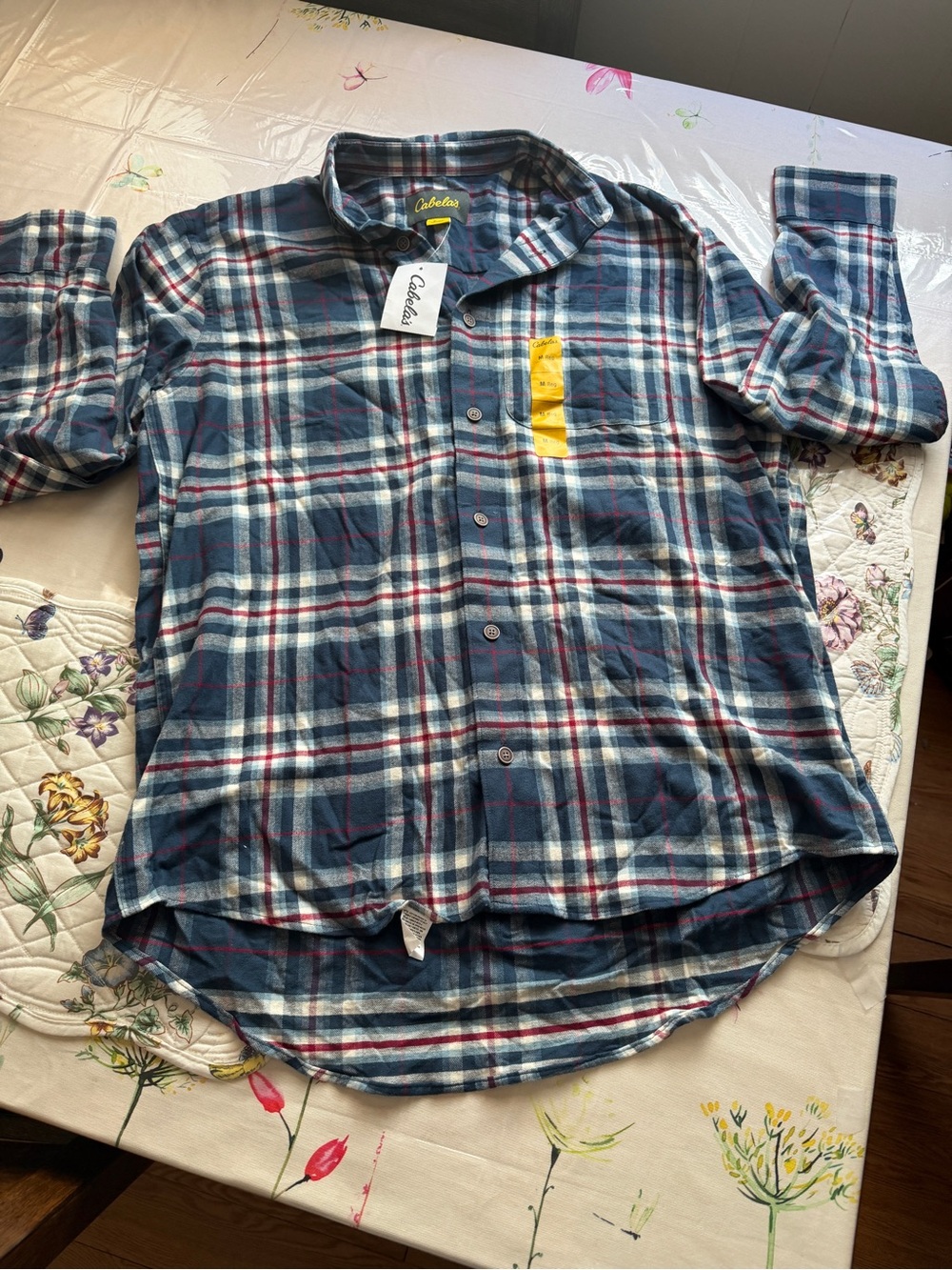 Cabela's Blue White Red Plaid Men's Button-Up Shirt